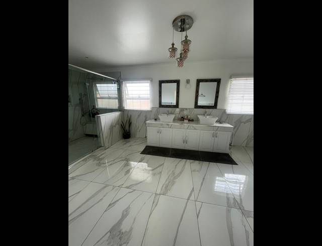 6 BEDROOM HOUSE TO LET IN GLENWOOD